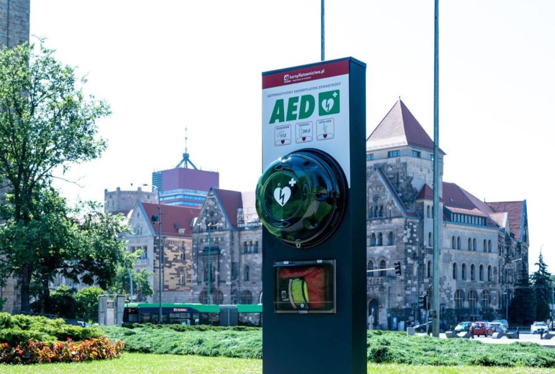 Na ulicach Tczewa pojawią się defibrylatory! Dowiedz się, gdzie i jak szybko będą chronić mieszkańców.