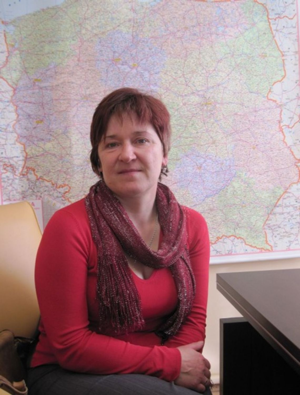 Na wsiach brakuje pieniędzy na drogi i wodociągi Na wsiach brakuje pieniędzy na drogi i wodociągi