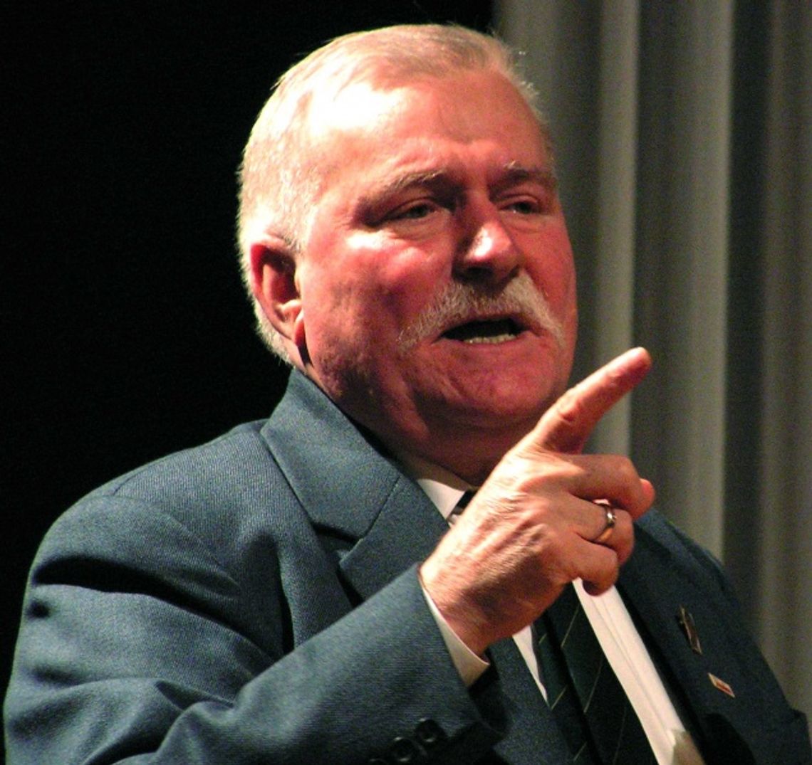 Na zjeździe Libertas z Wałęsą: „Lechu, Bolek", "zdrajca" Na zjeździe Libertas z Wałęsą: „Lechu, Bolek", "zdrajca"