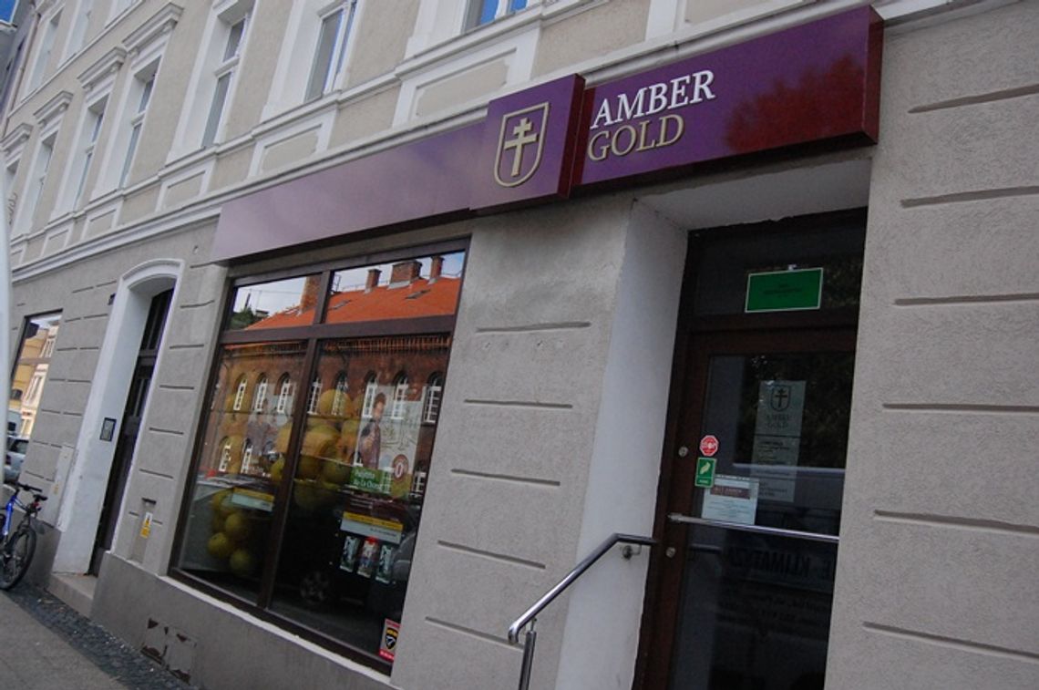 Nabici w „złoty interes” Amber Gold