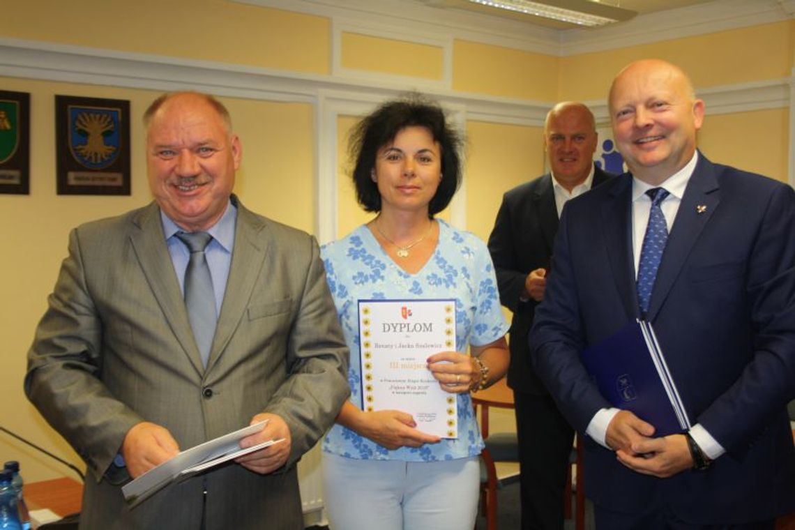 Nagrodzono najpiękniejsze wsie i zagrody w Powiecie Gdańskim Nagrodzono najpiękniejsze wsie i zagrody w Powiecie Gdańskim