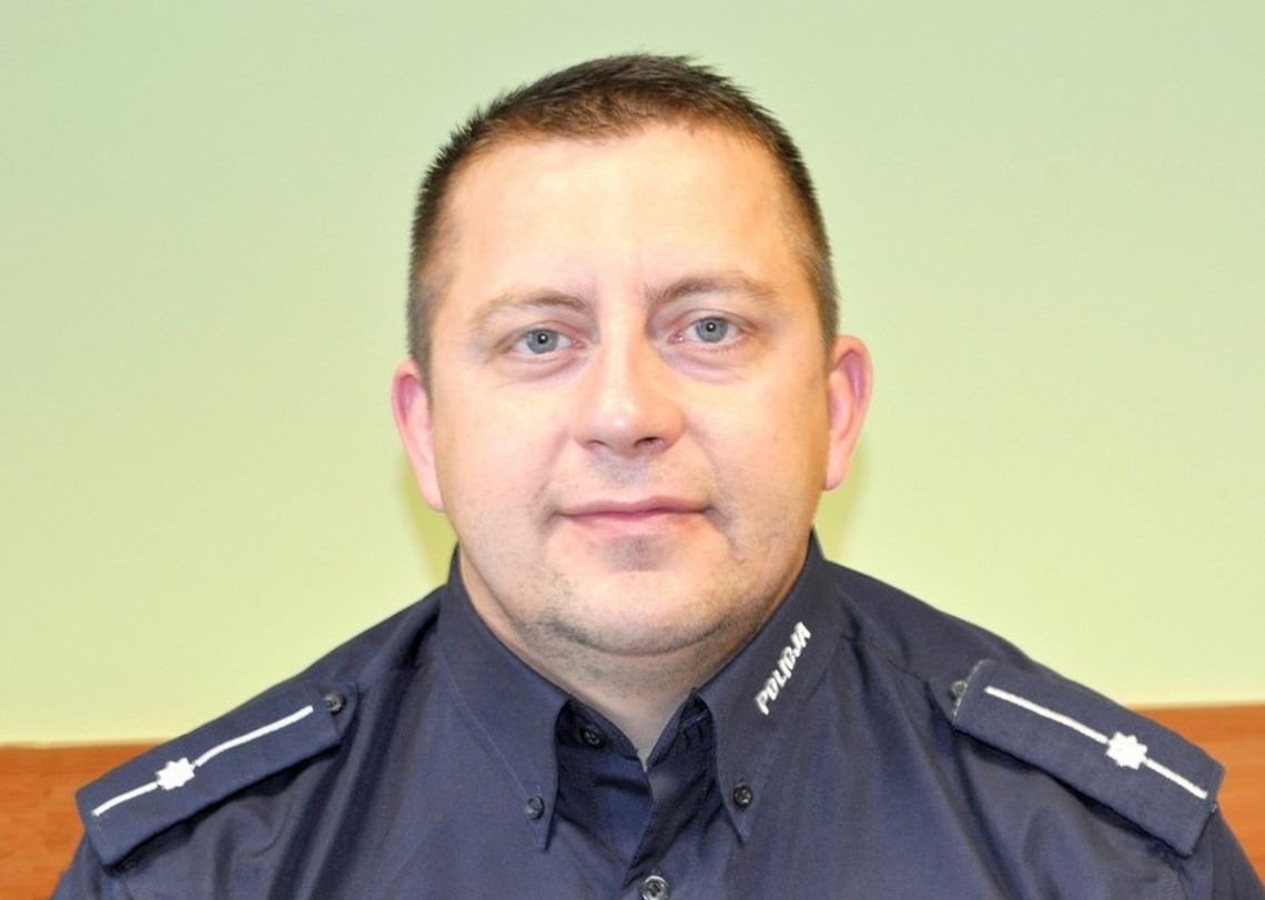 Najlepszy dzielnocowy - asp. Zenon Jastrzemski z Posterunku Policji w Skórczu Najlepszy dzielnocowy - asp. Zenon Jastrzemski z Posterunku Policji w Skórczu