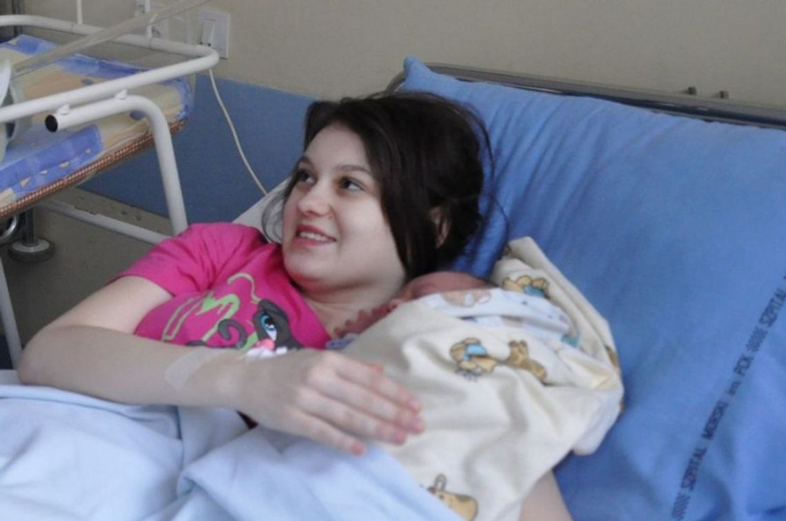 Najmłodsi świąteczni gdynianie - w 85. rocznicę utworzenia miasta Najmłodsi świąteczni gdynianie - w 85. rocznicę utworzenia miasta