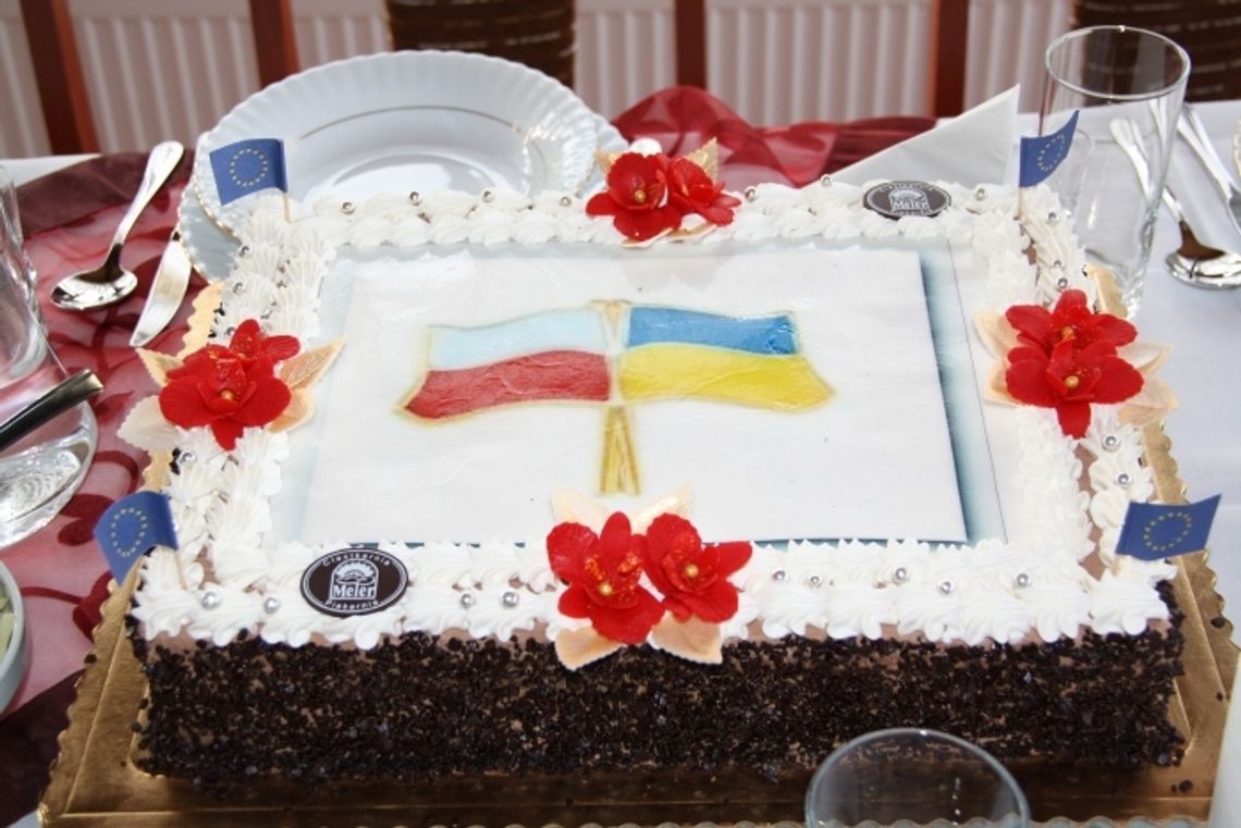 Najpierw dorośli, potem młodzież. Przyjaźń polsko – ukraińska w Gniewie Najpierw dorośli, potem młodzież. Przyjaźń polsko – ukraińska w Gniewie