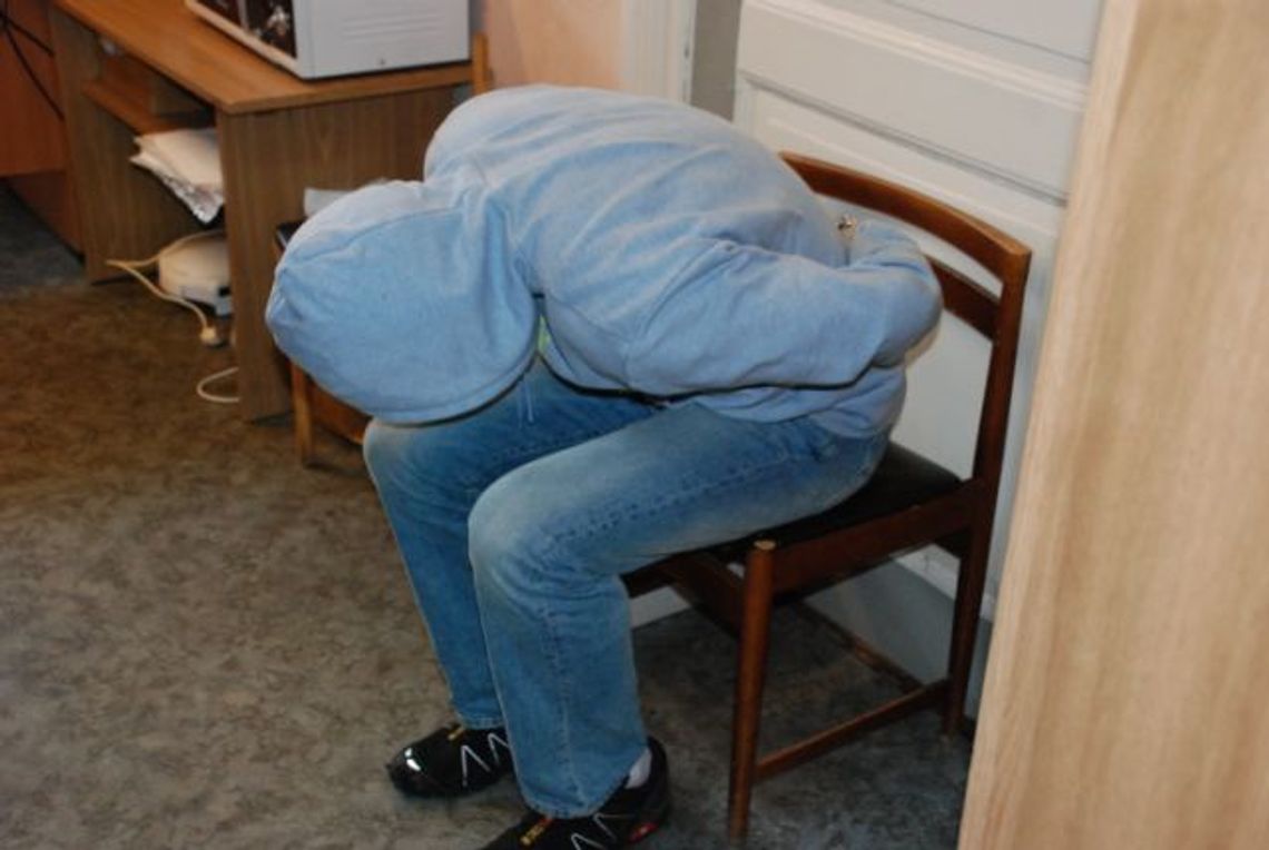 Napadał i kradł, aby mieć kasę na "jednorękiego bandytę" Napadał i kradł, aby mieć kasę na "jednorękiego bandytę"