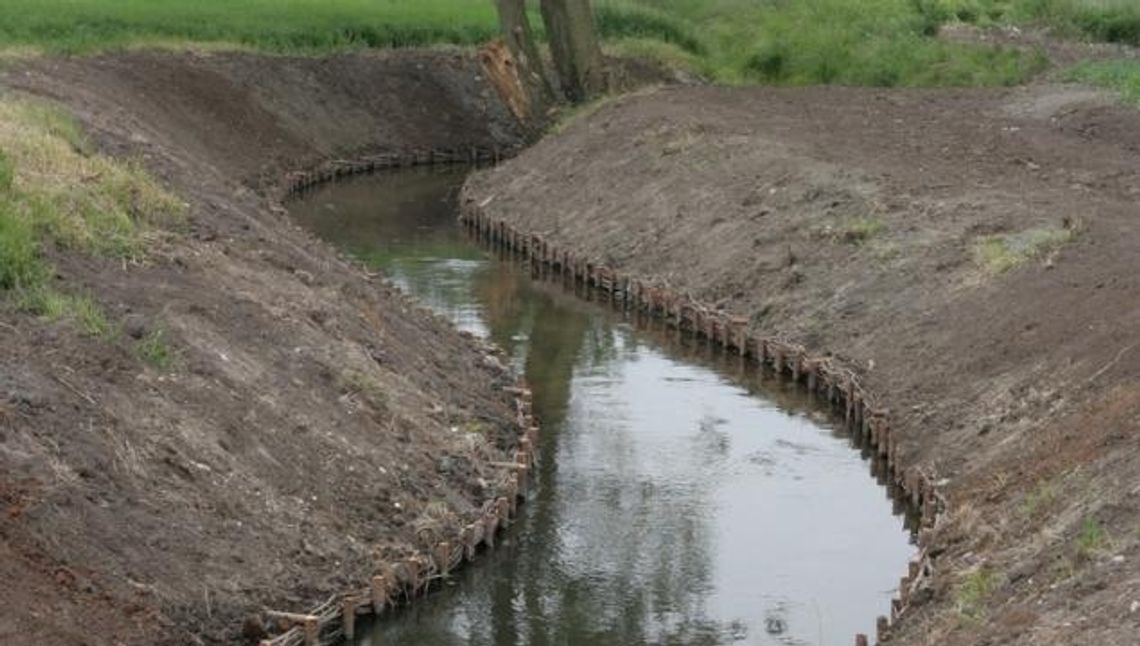 Napili się wody zanieczyszczonej odchodami Napili się wody zanieczyszczonej odchodami