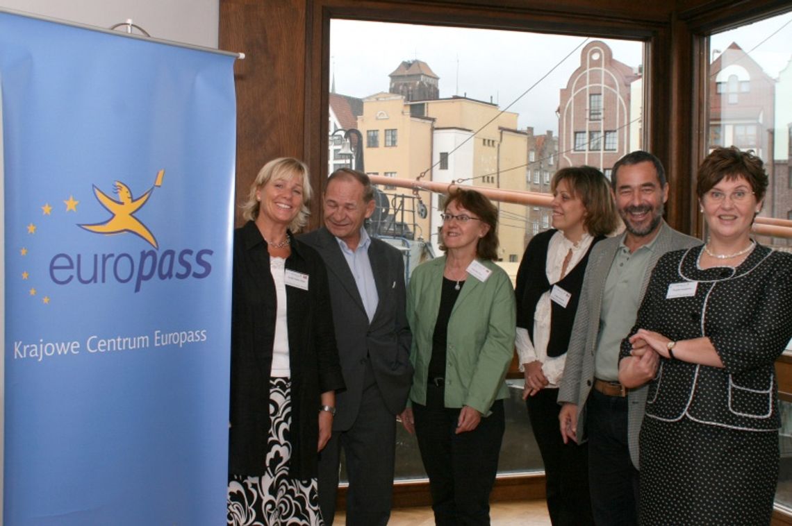 Napisz CV i przejdź. TNOiK przystępuje do EUROPASS+ Napisz CV i przejdź. TNOiK przystępuje do EUROPASS+