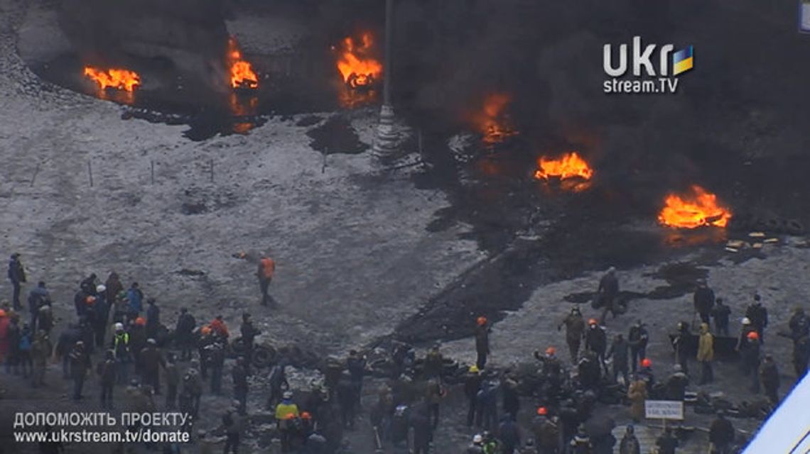 &quot;Naszych przyjaciół zabili snajperzy&quot;. Zbrodnie przeciwko ludzkości