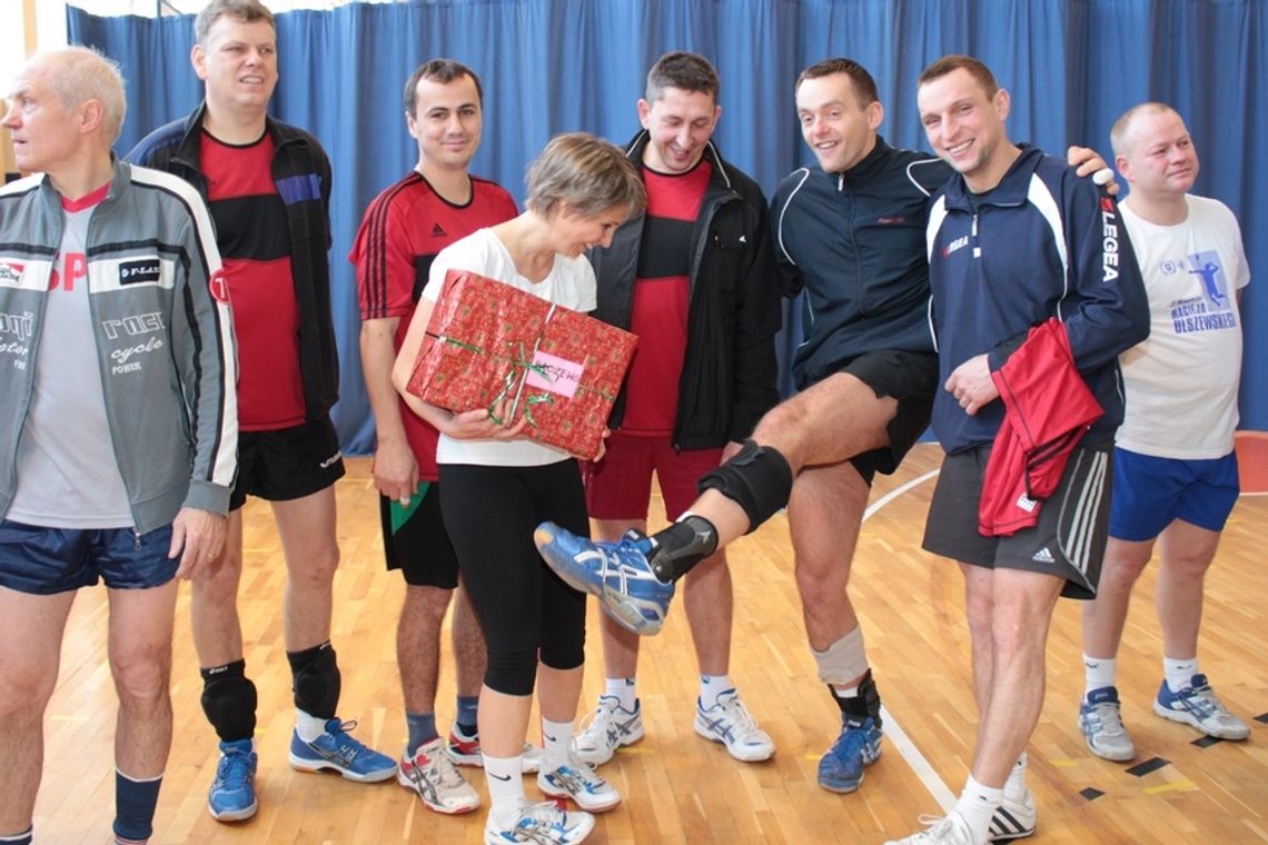 Nauczyciele z Pączewa wygrali w „ekonomiku” Nauczyciele z Pączewa wygrali w „ekonomiku”