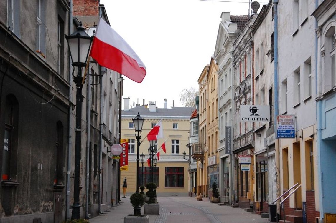 Nie zaroiło się od flag biało-czerwonych... Nie zaroiło się od flag biało-czerwonych...