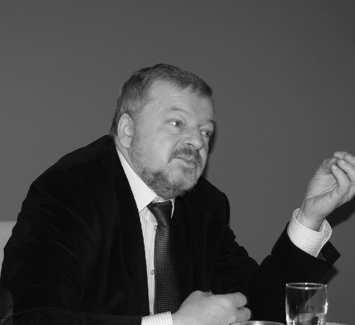 Nie żyje Senator RP Andrzej Grzyb. Zmarł po długiej walce z chorobą