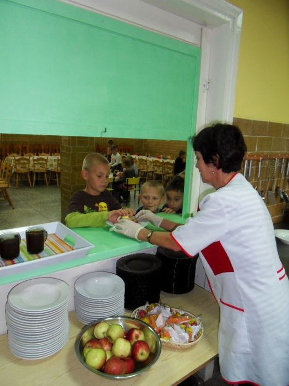 Niebezpieczeństwa… szkolnego sklepiku Niebezpieczeństwa… szkolnego sklepiku