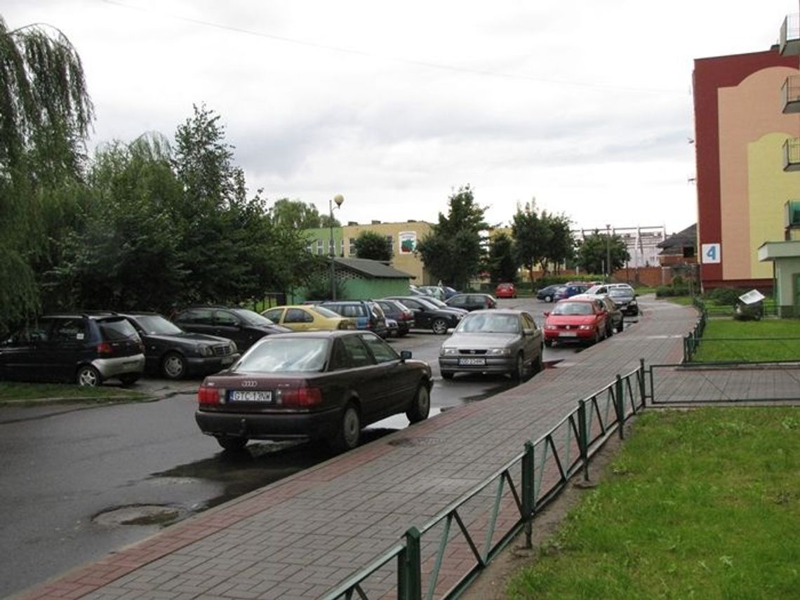 Niejasne przepisy w "strefie ruchu" - komu, za co kara Niejasne przepisy w "strefie ruchu" - komu, za co kara