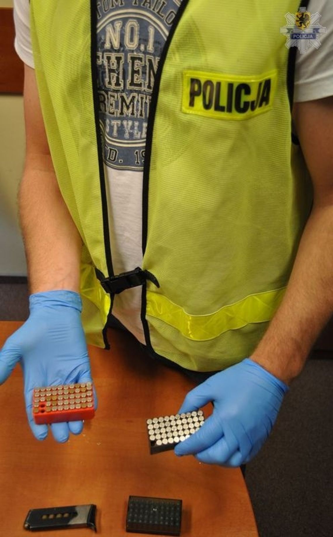 Nielegalna amunicja, narkotyki i tytoń bez akcyzy Nielegalna amunicja, narkotyki i tytoń bez akcyzy