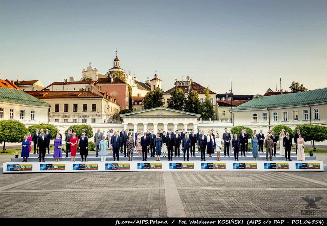 Niezwykła fotorelacja Jarosława Kosińskiego ze szczytu NATO w Wilnie Niezwykła fotorelacja Jarosława Kosińskiego ze szczytu NATO w Wilnie