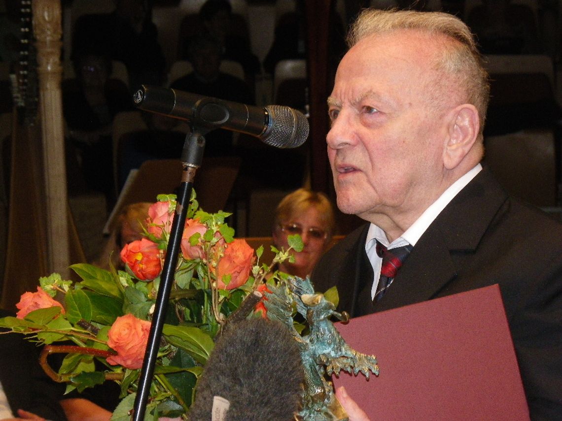 Nikogo się nie lękaj, nikogo nie obrażaj Nikogo się nie lękaj, nikogo nie obrażaj