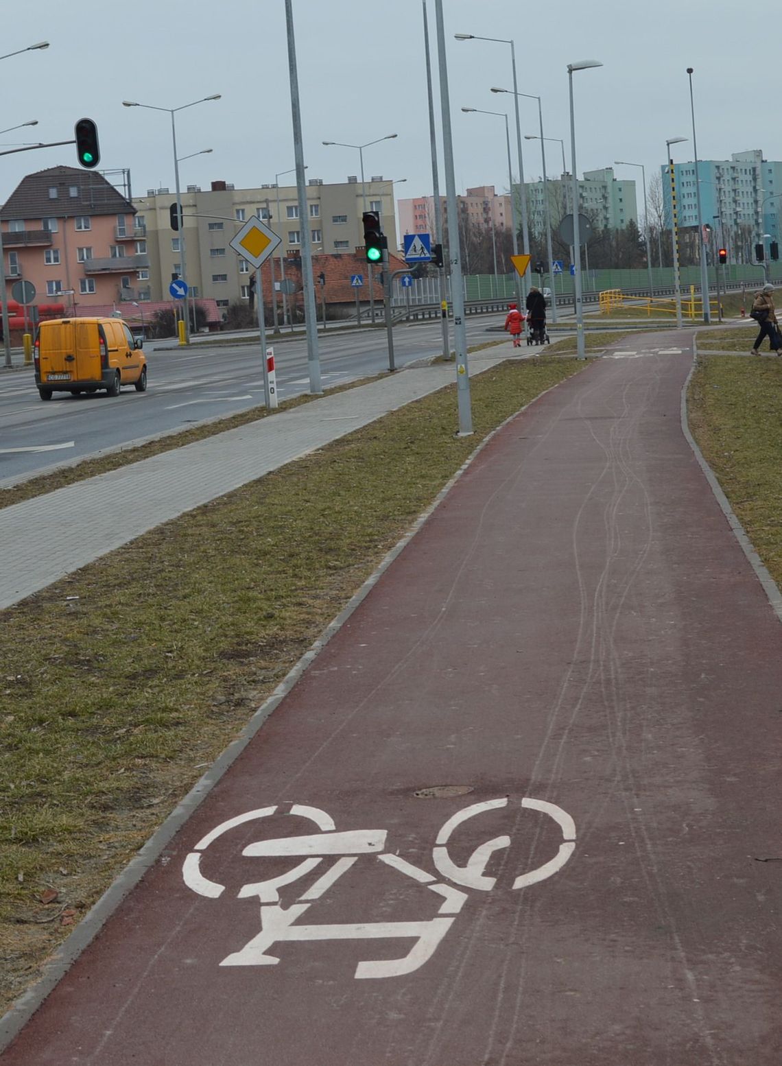 Nowa ścieżka przy DK 91 już z usterkami! 