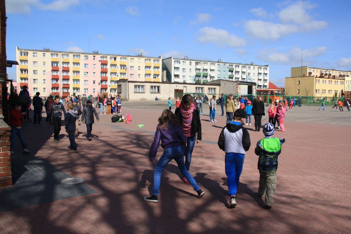 Nowe boisko, plac zabaw i parking. Podstawówka wypięknieje