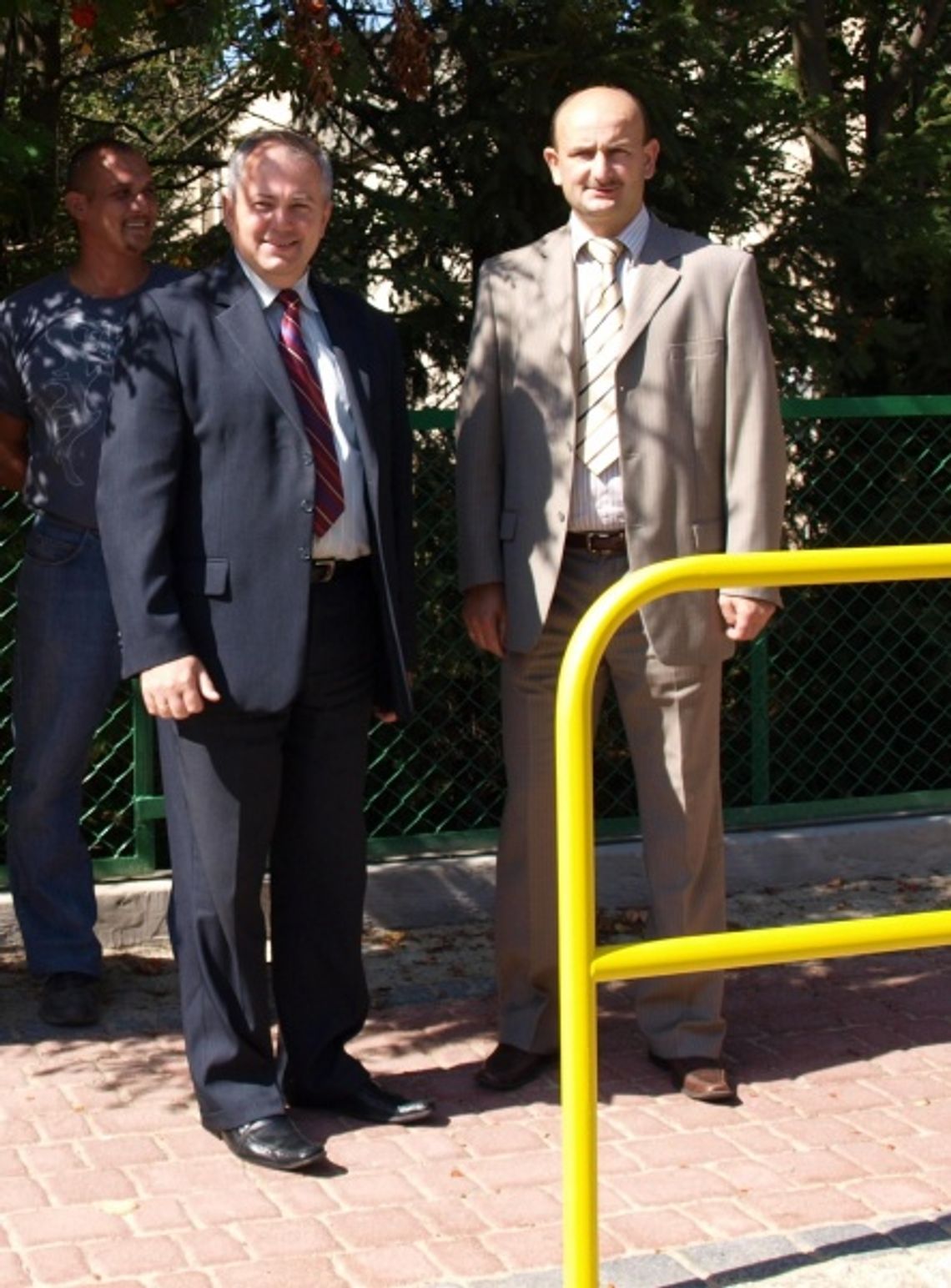 Nowy chodnik w Cedrach Wielkich Nowy chodnik w Cedrach Wielkich