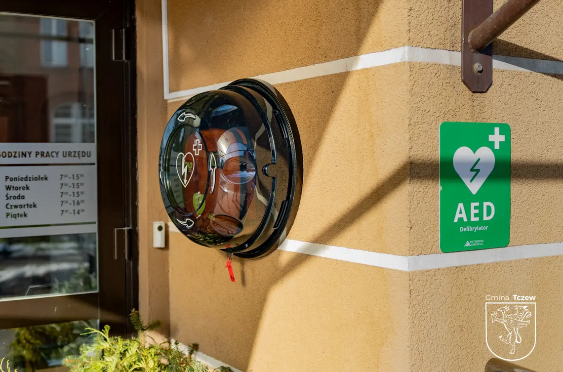 Nowy defibrylator AED przy Urzędzie Gminy w Tczewie