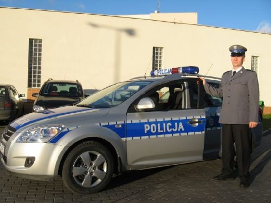 Nowy radiowóz pod choinkę Nowy radiowóz pod choinkę