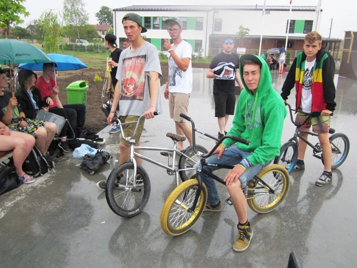 Nowy skatepark, nowa inicjatywa. Pierwsze zawody na nowym obiekcie Nowy skatepark, nowa inicjatywa. Pierwsze zawody na nowym obiekcie