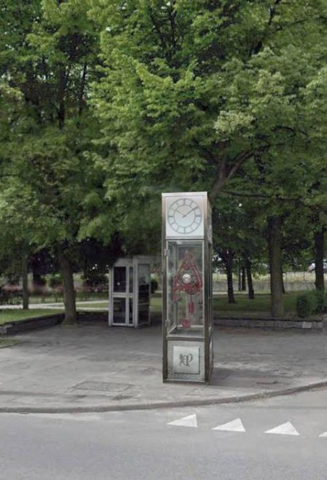 Nowy zegar w centrum miasta