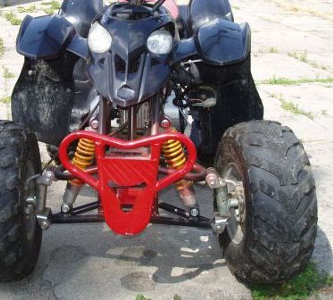 Nożem zniszczył namiot firmowy Nożem zniszczył namiot firmowy