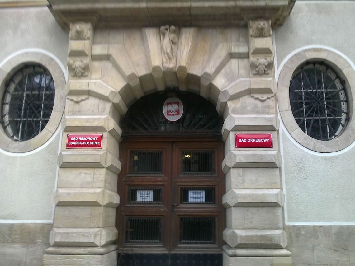 Nożownik nadal bez wyroku