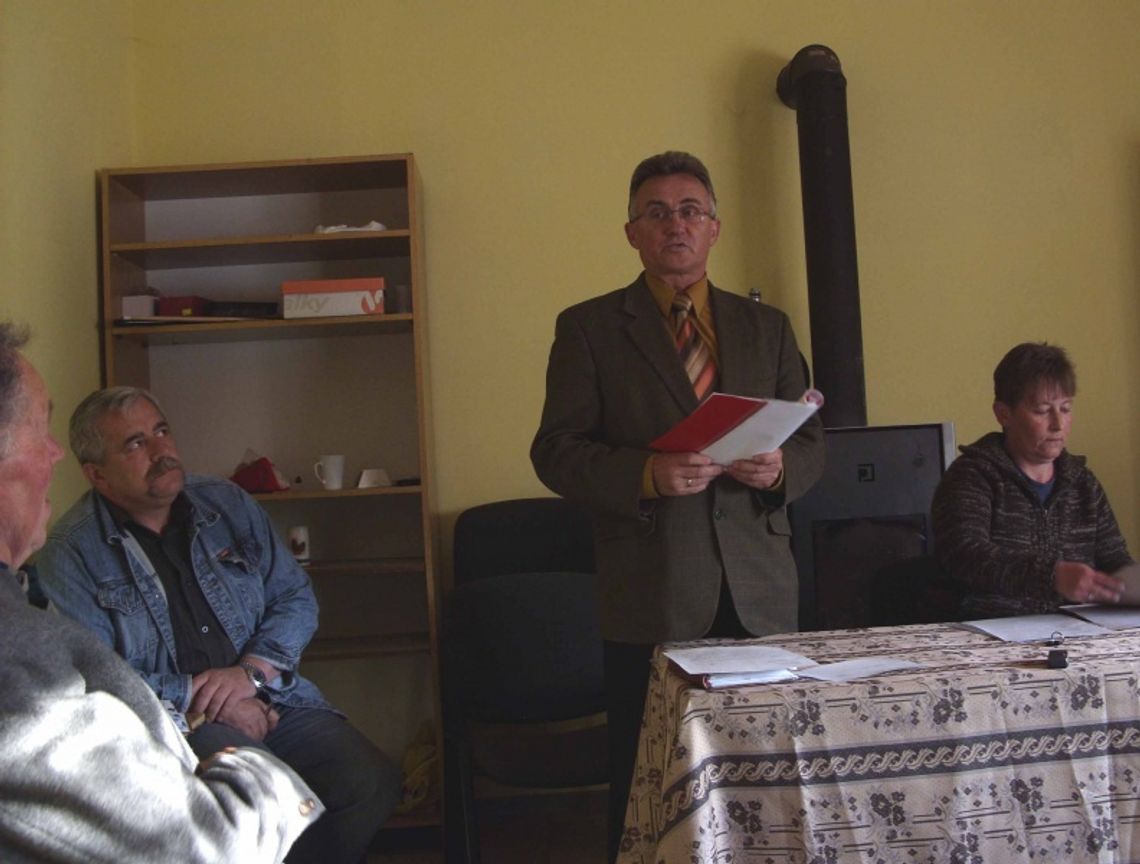 O drodze, wodociągu i żwirowni nad Pliszką O drodze, wodociągu i żwirowni nad Pliszką