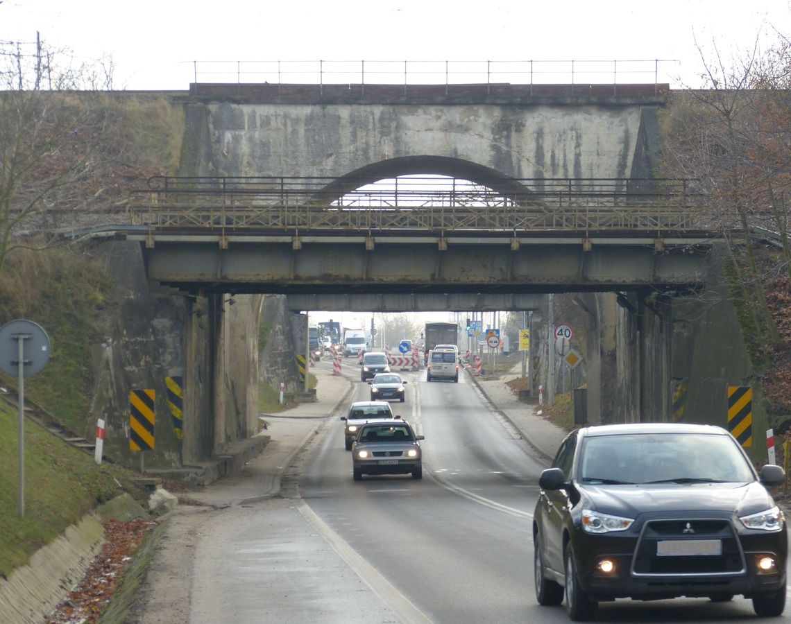 Obskurna „brama” Tczewa. Kiedy kolej weźmie się za wiadukty? Obskurna „brama” Tczewa. Kiedy kolej weźmie się za wiadukty?