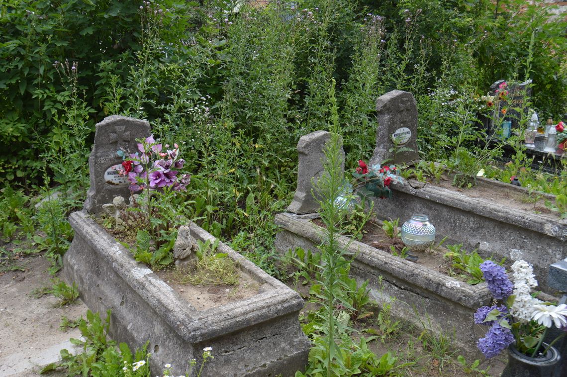 Odnowią nagrobki żołnierzy. Dotacja wojewody ruszy zaniedbany temat Odnowią nagrobki żołnierzy. Dotacja wojewody ruszy zaniedbany temat