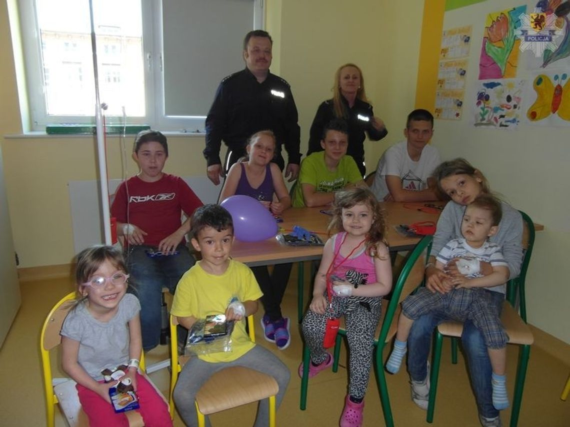 Odwiedzili małych pacjentów