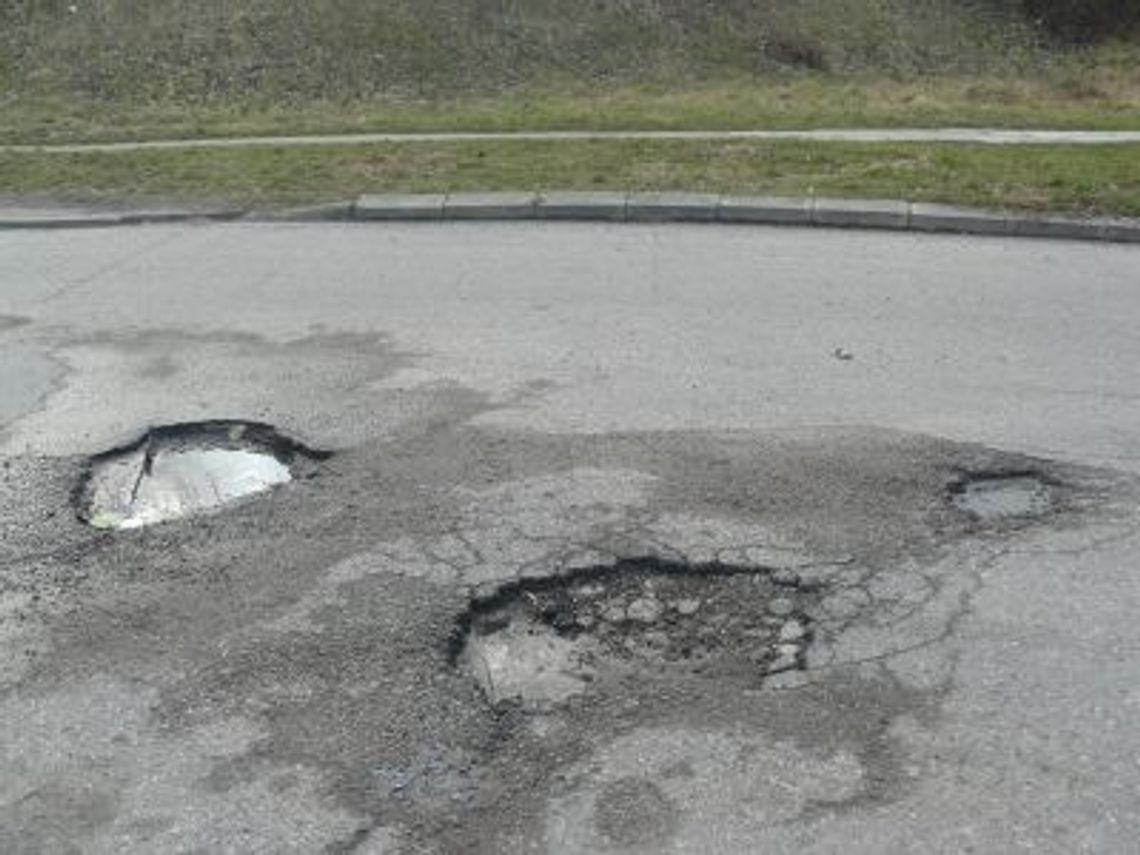 Okiem fotoreportera: wystarczy nieco asfaltu... Okiem fotoreportera: wystarczy nieco asfaltu...