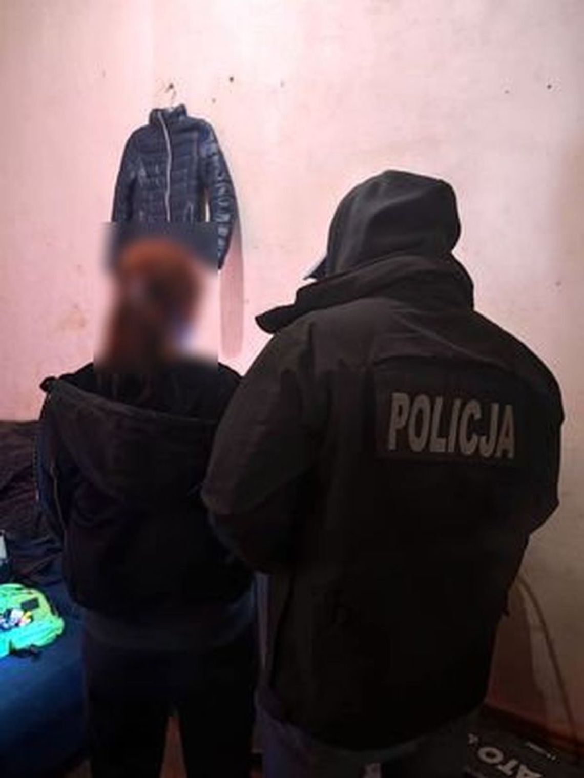 OKRADLI 171 NAGROBKÓW, GROZI IM KARA NAWET DO 8 LAT POZBAWIENIA WOLNOŚCI