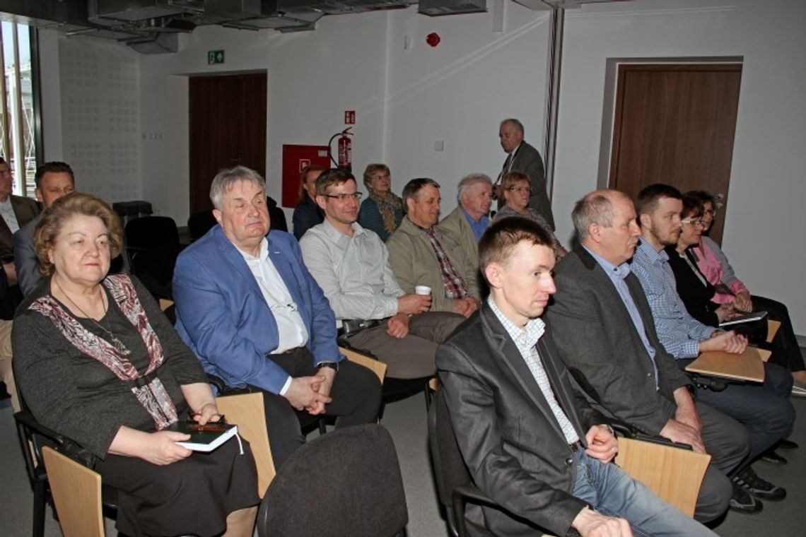 Opóźnienia w dopłatach bezpośrednich Opóźnienia w dopłatach bezpośrednich