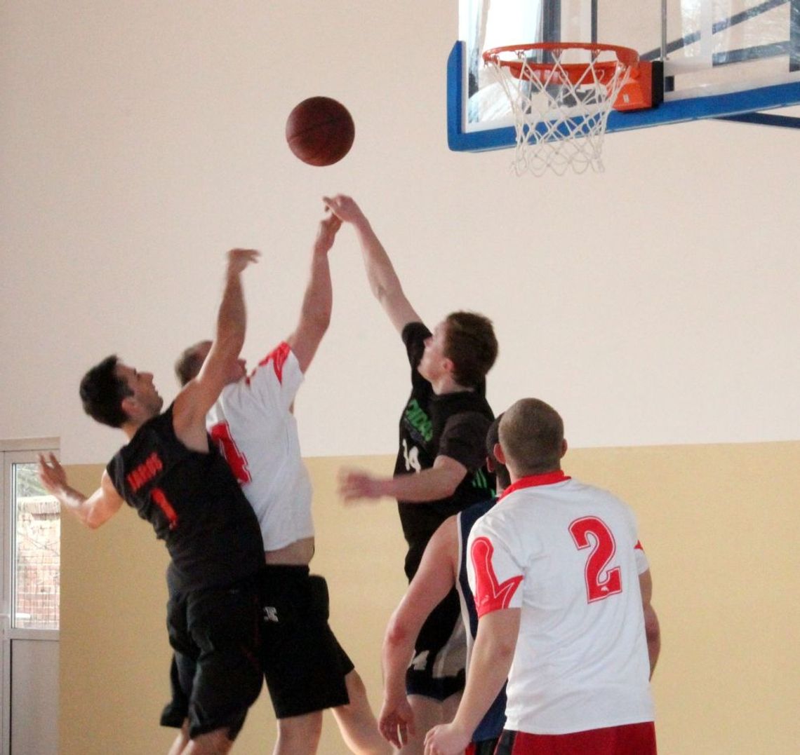 Optymizm i radość grania - Tczewska Amatorska Liga Koszykówki