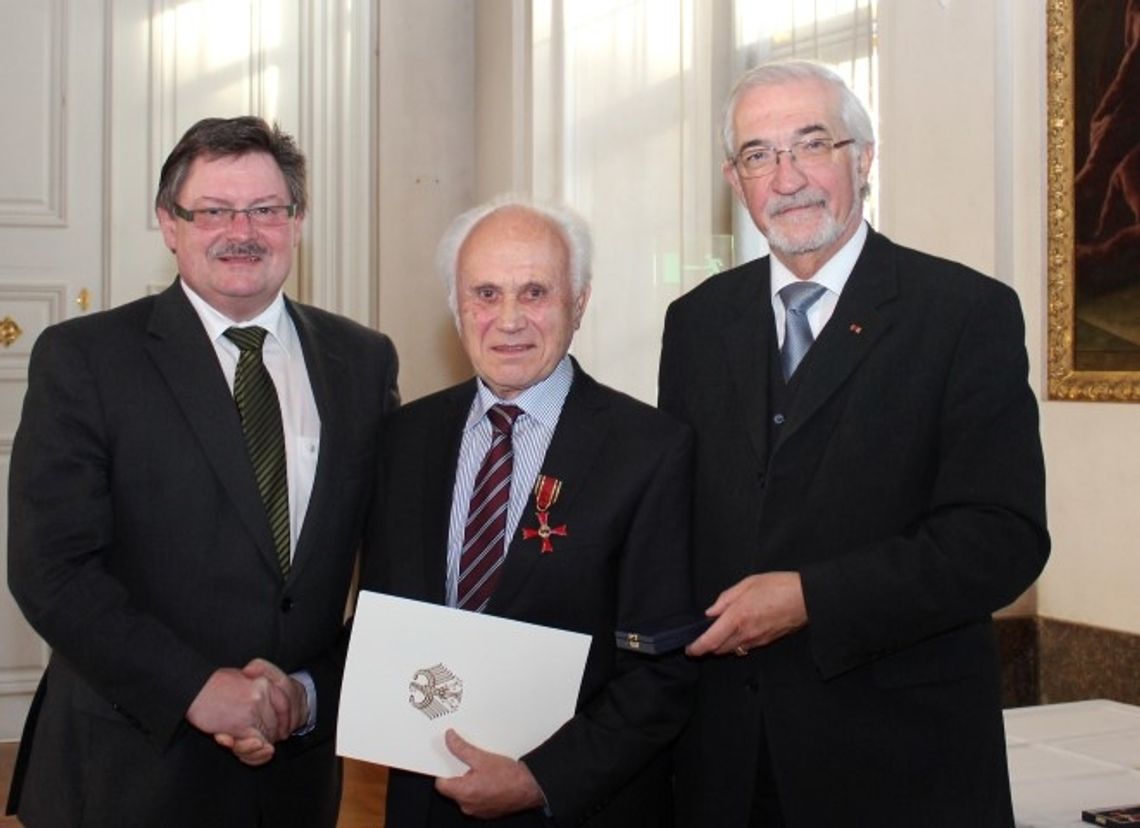 Order Zasługi dla Klausa Hempricha Order Zasługi dla Klausa Hempricha