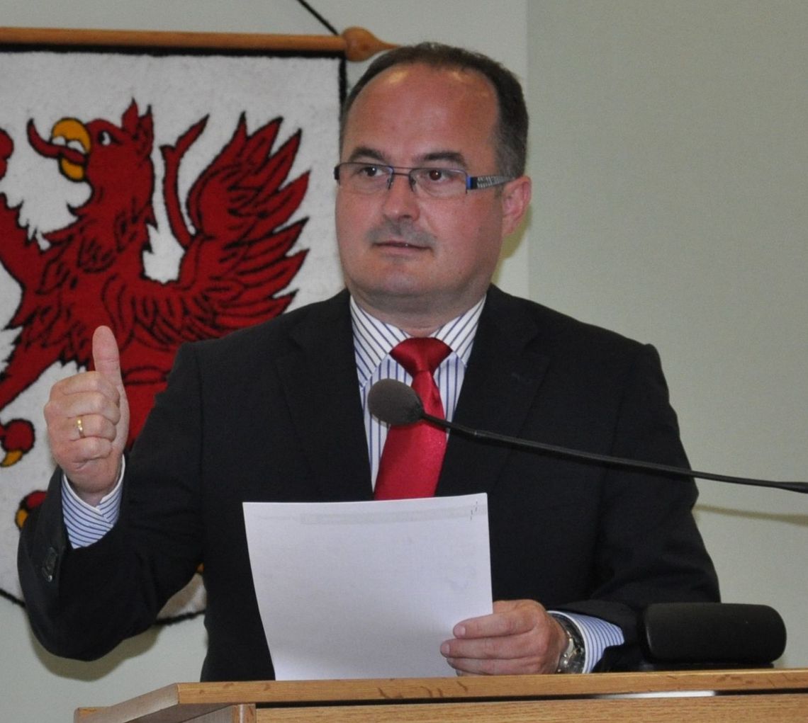 Oświadczenie radnego: „PiS miał członka komisji. RiO nie” Oświadczenie radnego: „PiS miał członka komisji. RiO nie”