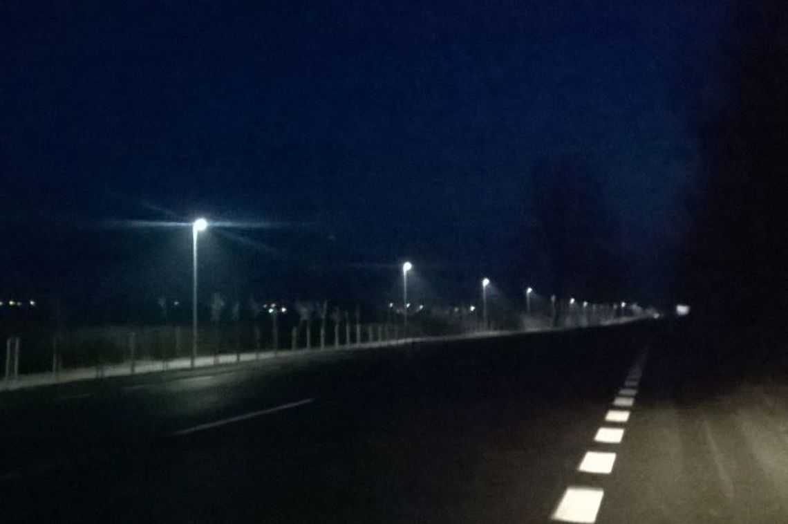 Oświetlenie uliczne w bez wyłączeń nocnych