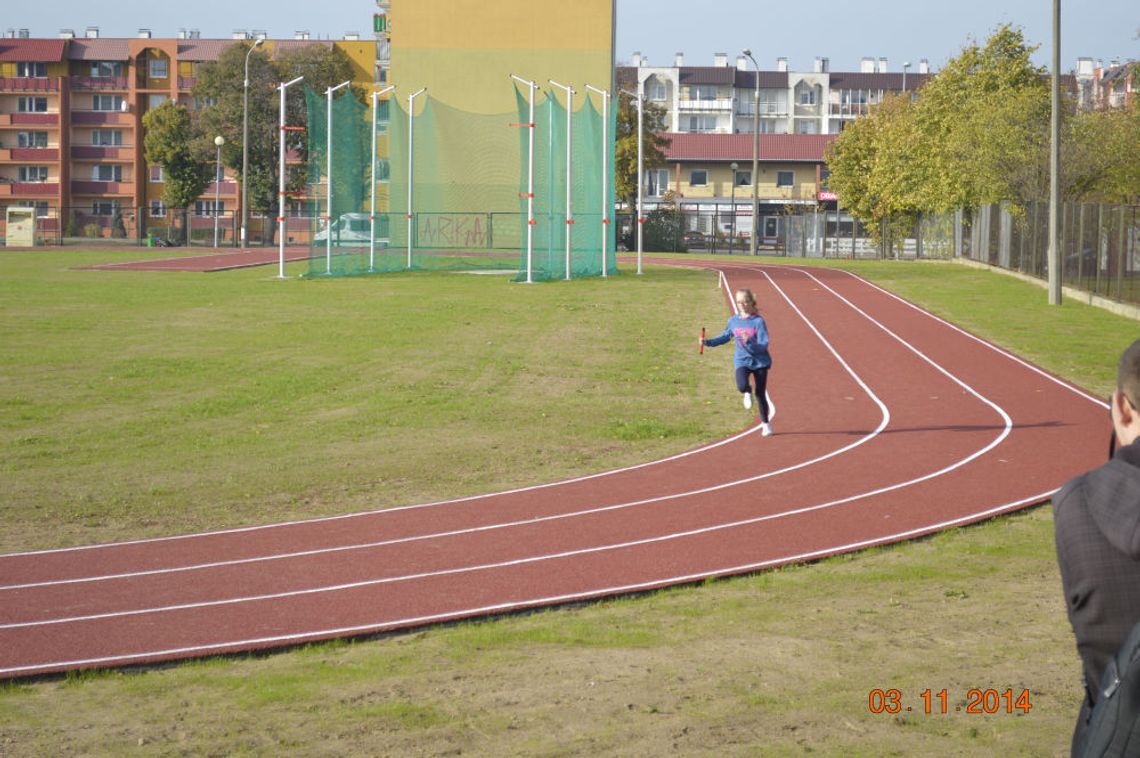 Otwarcie boiska lekkoatletycznego Otwarcie boiska lekkoatletycznego