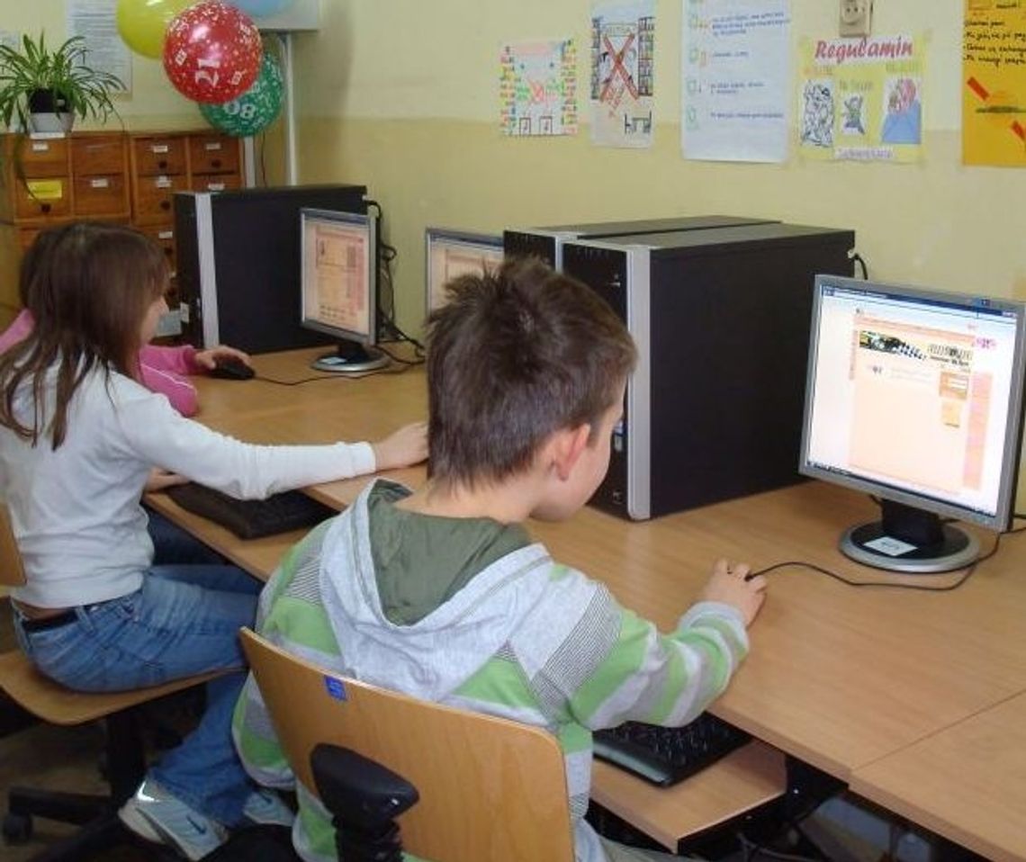 Otwarte konkursy ofert dla organizacji pozarządowych Otwarte konkursy ofert dla organizacji pozarządowych