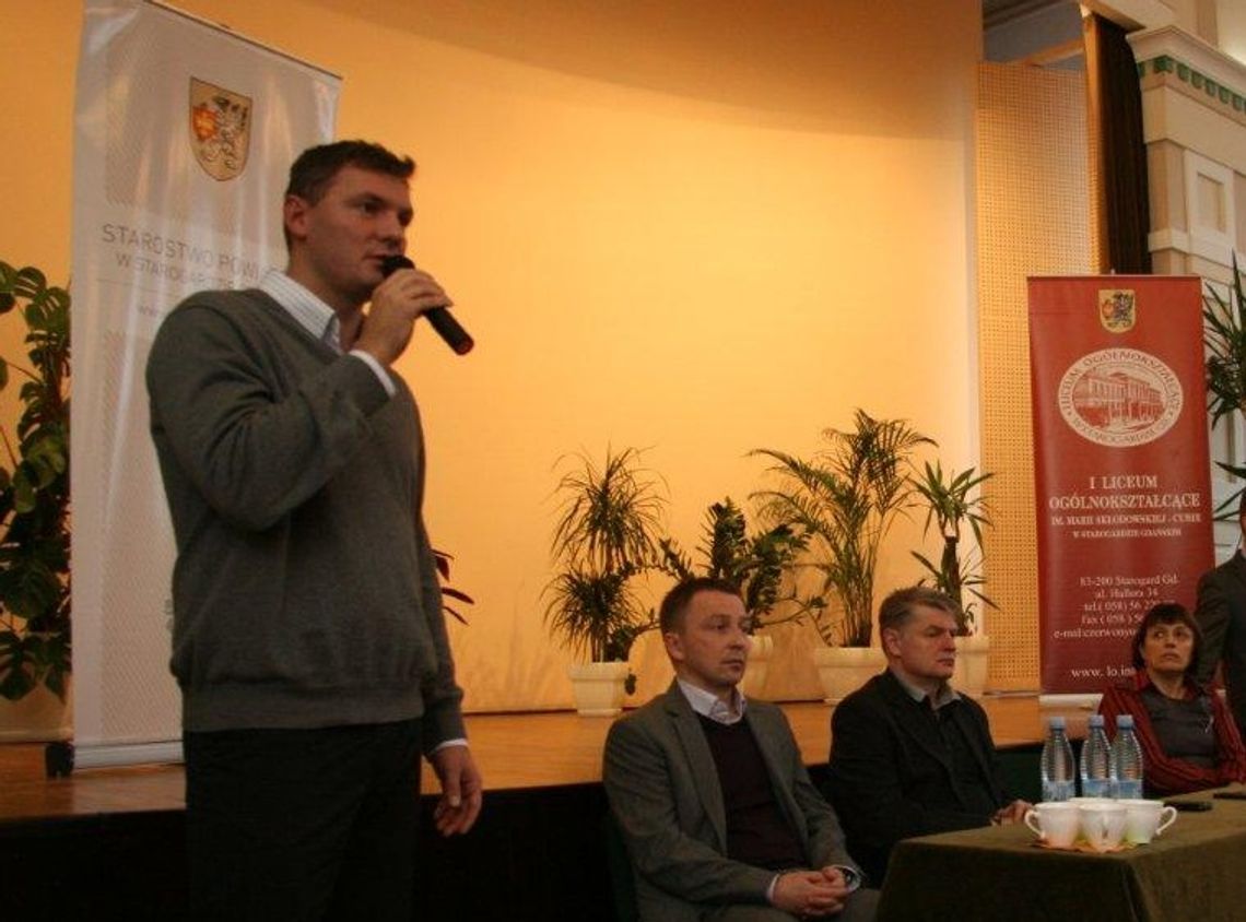 P. Papke z wizytą w I LO. "Polityka to przygoda i rywalizacja"