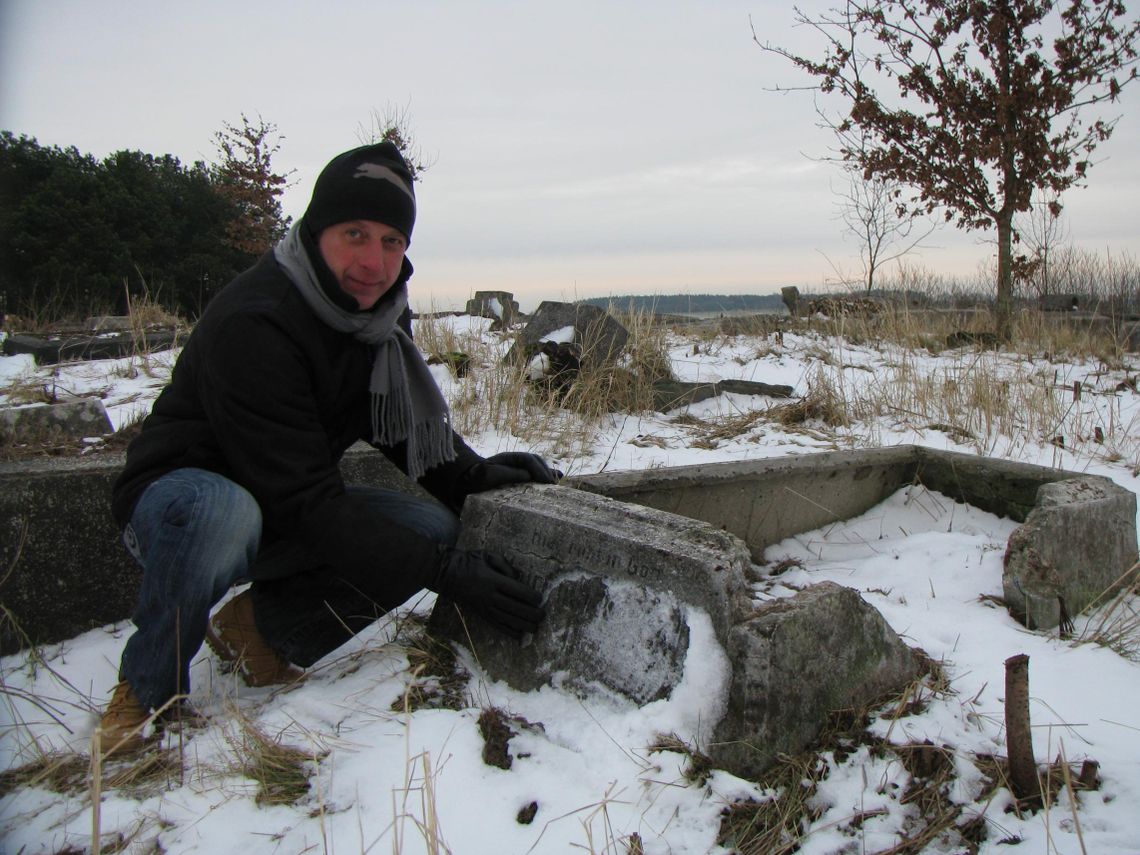 Pagórek skrywał 65 mogił