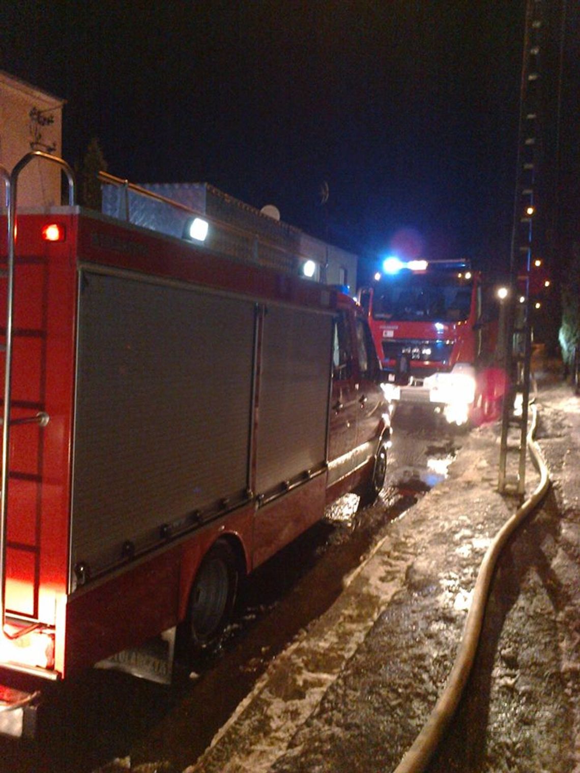 Paliła się stolarnia w Starogardzie Gd. - nikt nie ucierpiał Paliła się stolarnia w Starogardzie Gd. - nikt nie ucierpiał