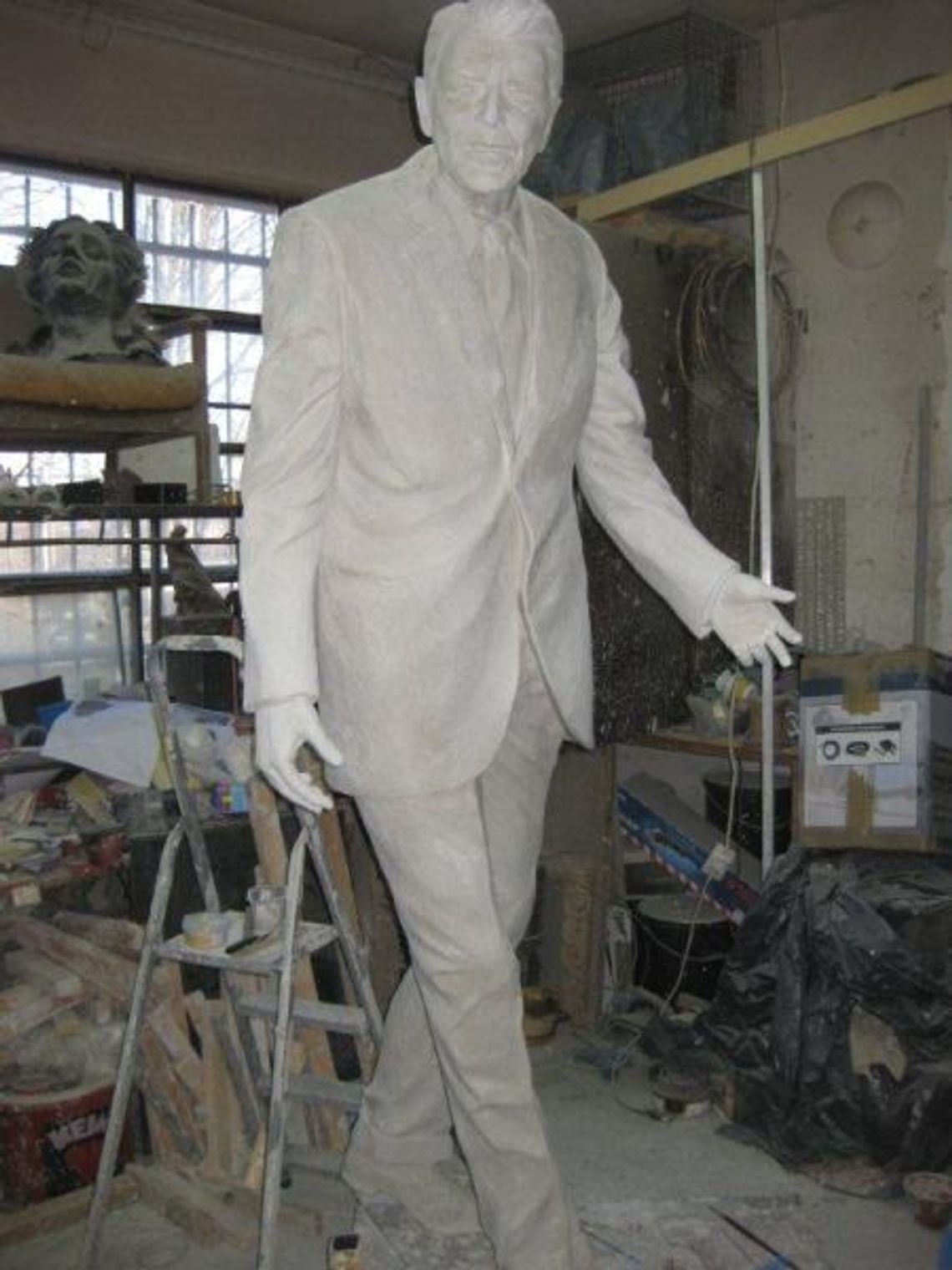 Papież Jan Paweł II i prezydent Reagan. Dar wdzięczności. Pomnik serdecznych przyjaciół 