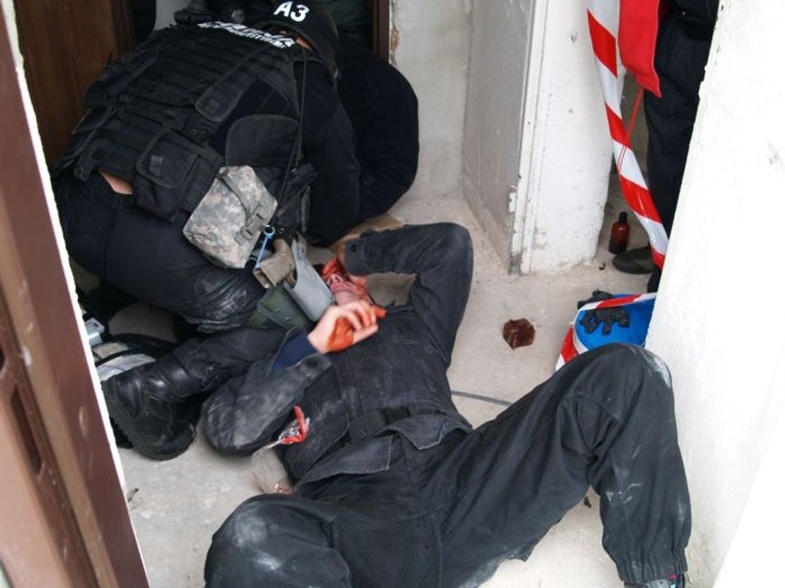 Paramedyk 2008 -antyterroryści w akcji