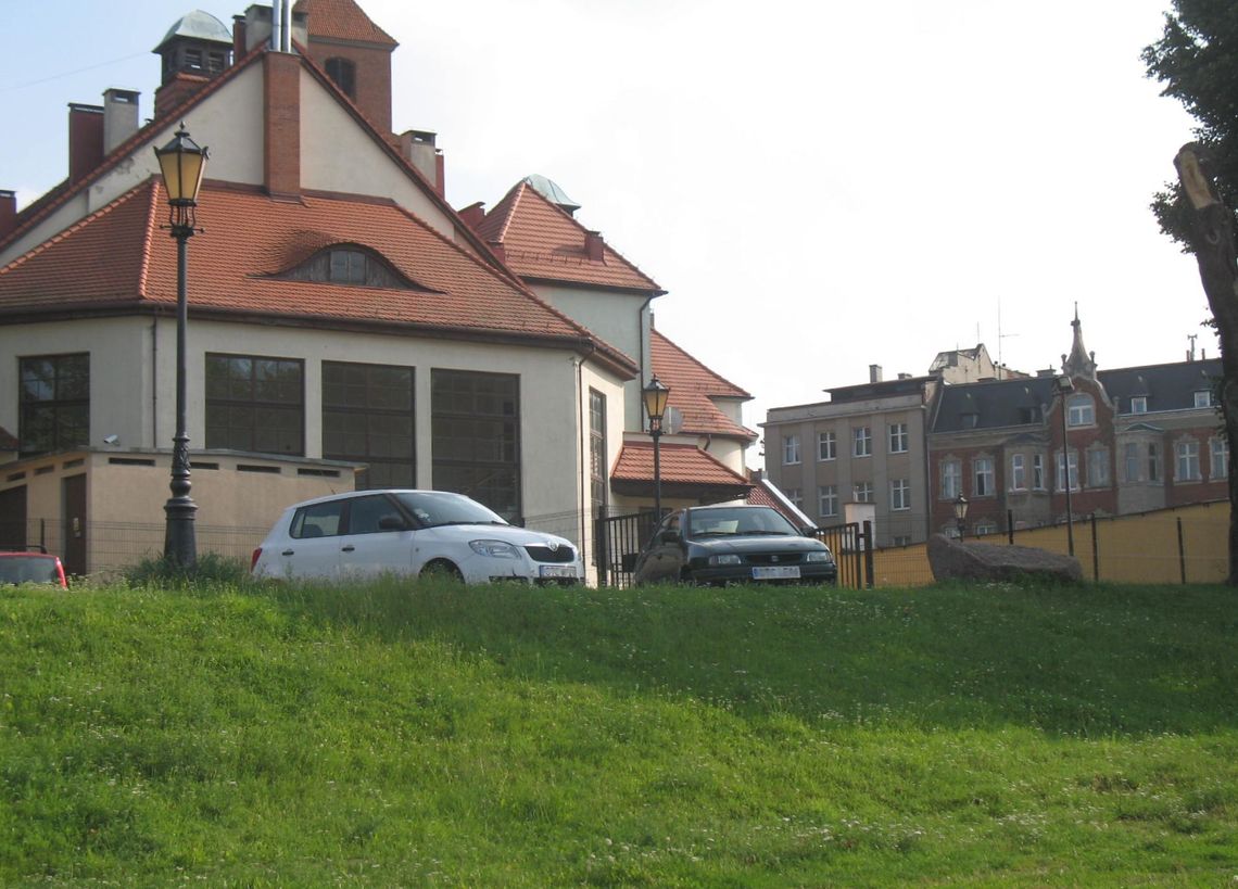 Parking na ul. Ściegiennego na pewno nie powstanie w tym roku Parking na ul. Ściegiennego na pewno nie powstanie w tym roku