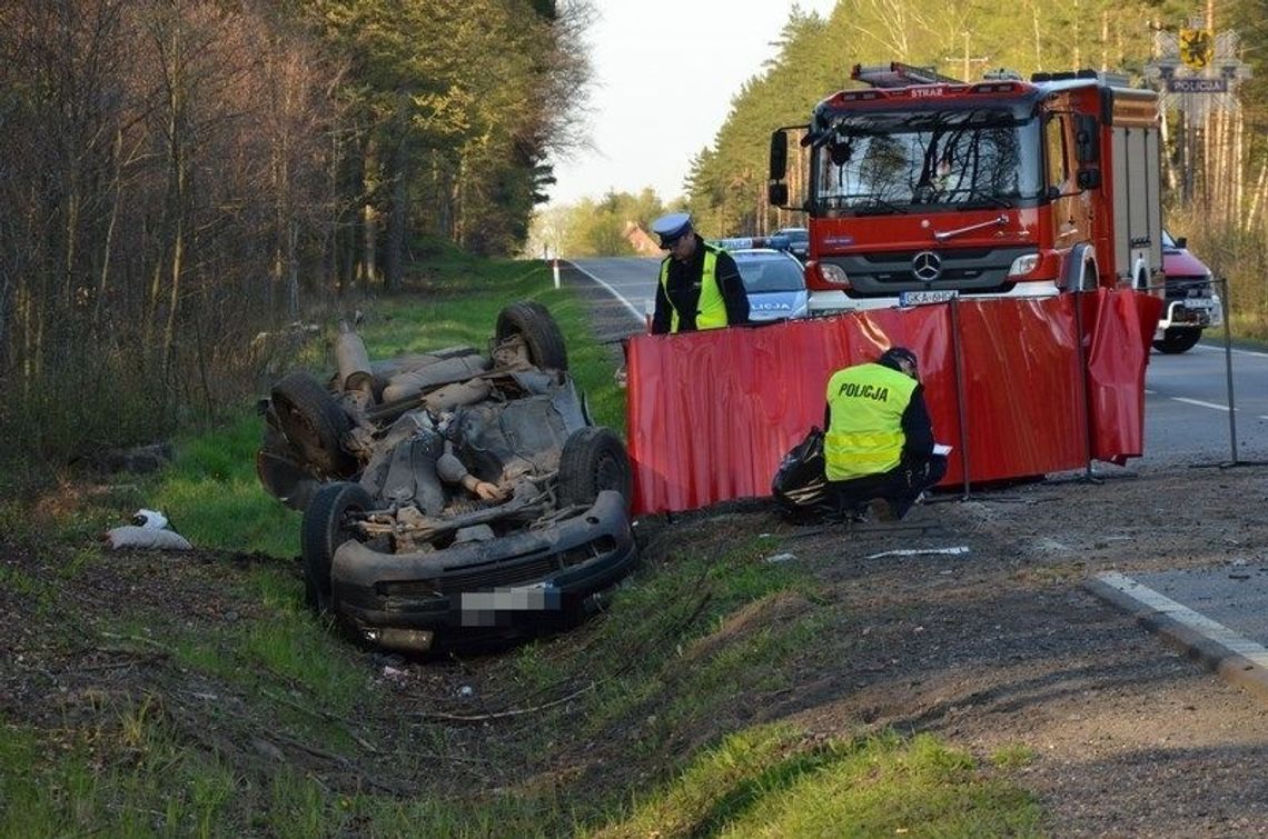 Pasażerka w ciężkim stanie w wypadku pod Hopowem