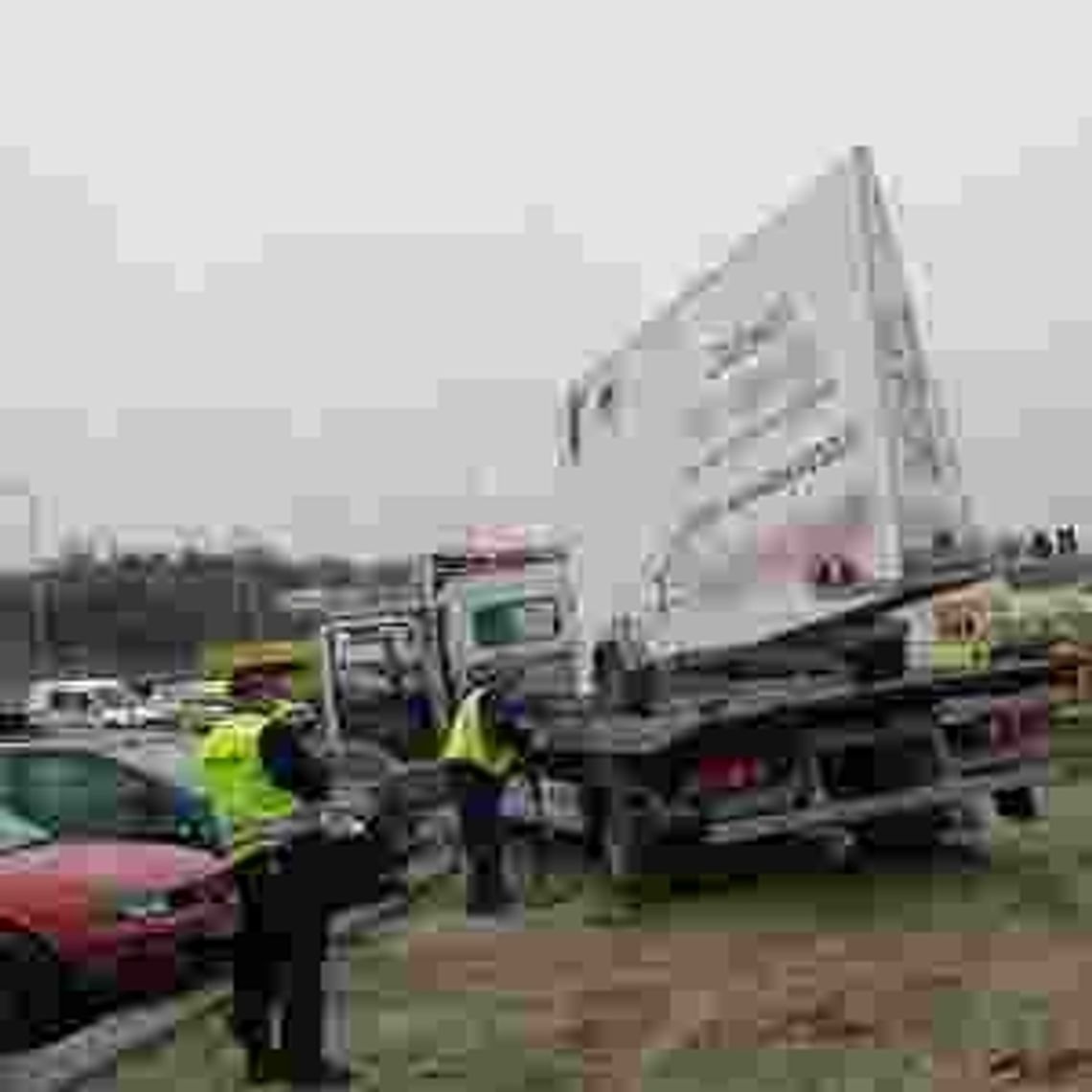 Patrole specjalnego zadania. Samorządowcy walczą z nielegalną reklamą